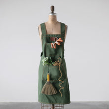 Load image into Gallery viewer, Cotton Canvas Cross Back Apron w/ Pockets &amp; Rivets, Green